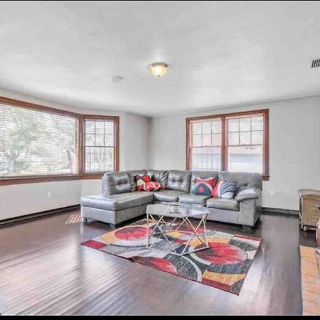 Comfy Pet Friendly Home In Jacksonville Mins To Downtown'S Esterno foto