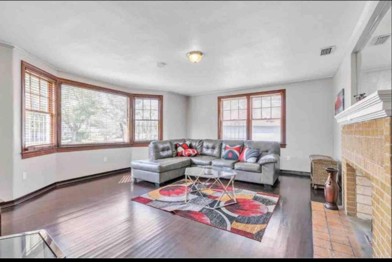 Comfy Pet Friendly Home In Jacksonville Mins To Downtown'S Esterno foto