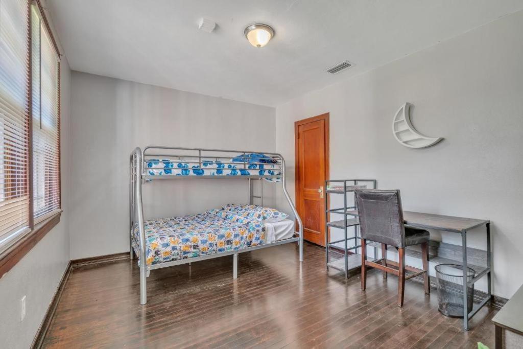 Comfy Pet Friendly Home In Jacksonville Mins To Downtown'S Esterno foto